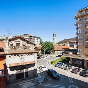 Appartamento Iris Maggiore, Angera